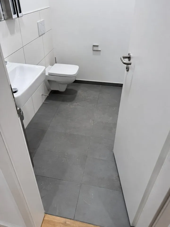 Vorher: Sanitärraum